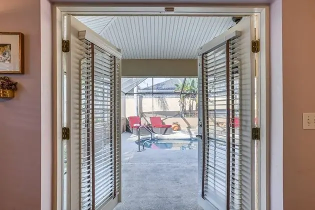 Ev (Atlantic Oaks Beach House)