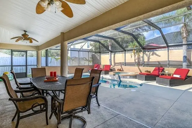 Ev (Atlantic Oaks Beach House)