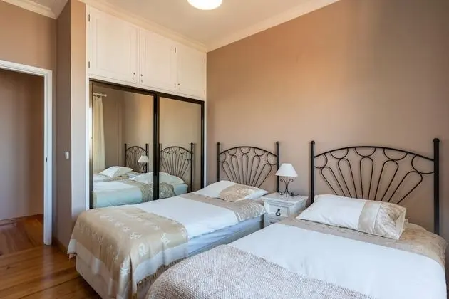 Apart Daire, 2 Yatak Odası, Balkon, Deniz Manzaralı