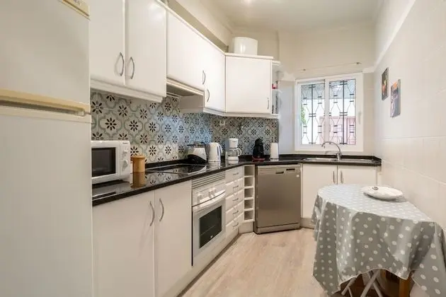 Apart Daire, 2 Yatak Odası, Balkon, Deniz Manzaralı