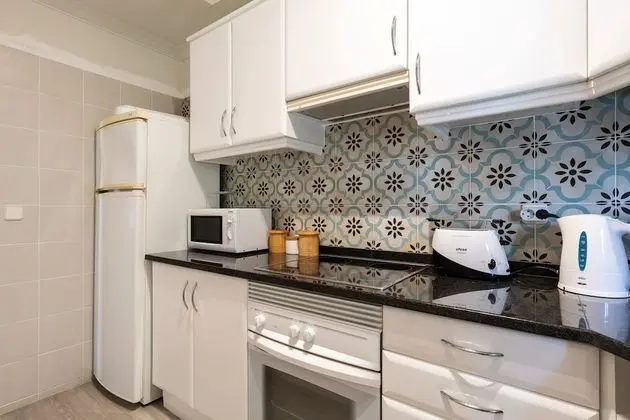 Apart Daire, 2 Yatak Odası, Balkon, Deniz Manzaralı