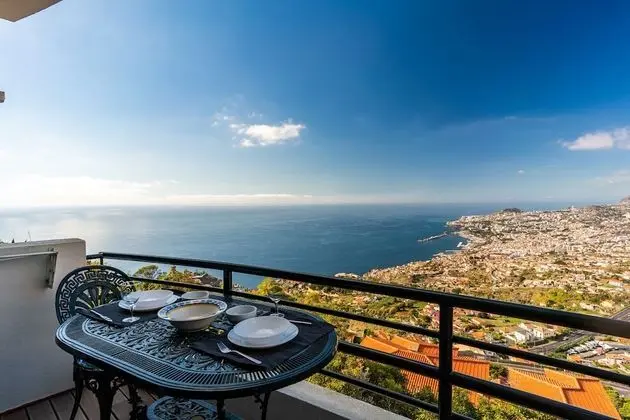 Apart Daire, 2 Yatak Odası, Balkon, Deniz Manzaralı