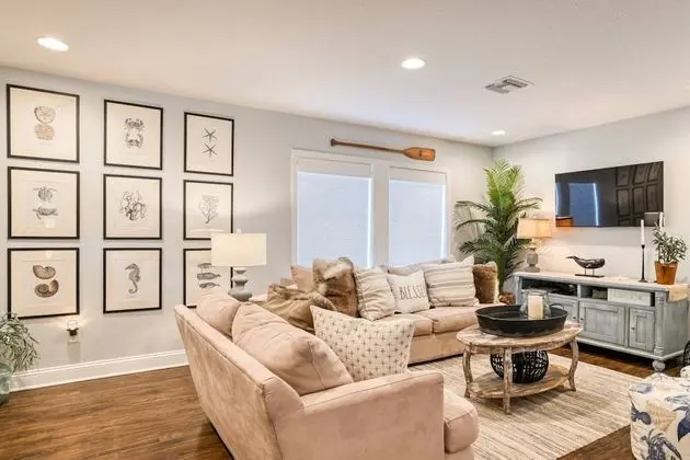 Ev (Atlantic Vista Beach House)