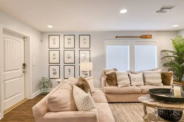 Ev (Atlantic Vista Beach House)