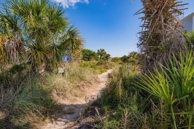 Ev (Atlantic Vista Beach House)