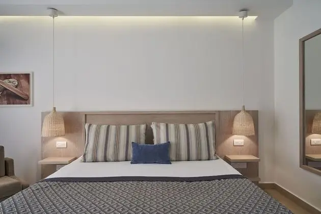 Twin/Double Room Inland View