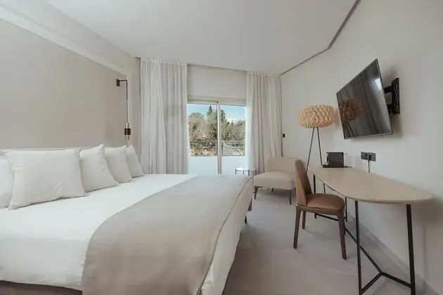 Tek Büyük Yataklı Oda, Dağ Manzaralı