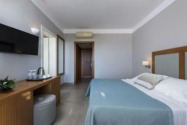 Executive Suite Garden view
