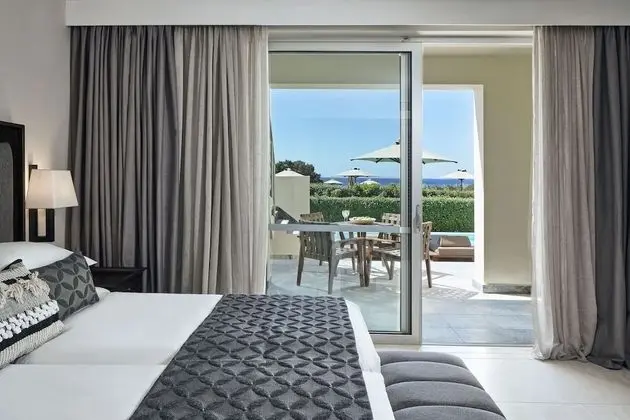 Villa with Private Pool Sea View