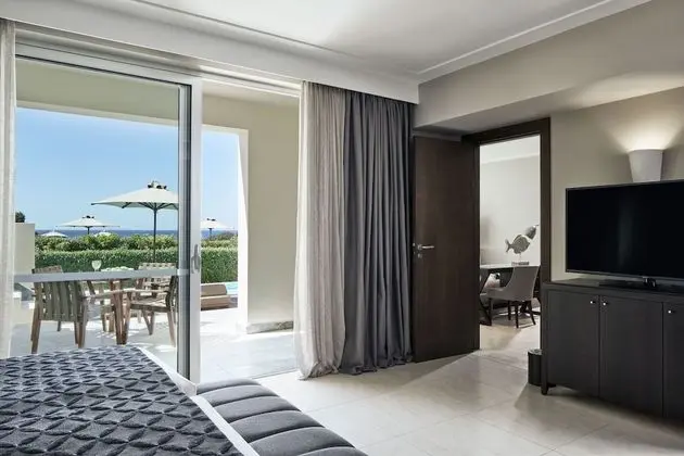Villa with Private Pool Sea View