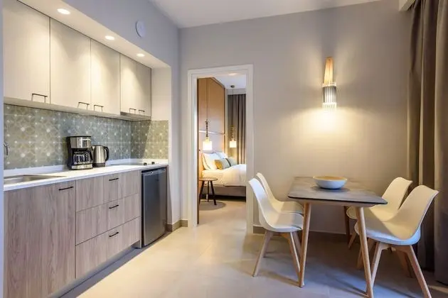 One Bedroom Apartment Side Sea View