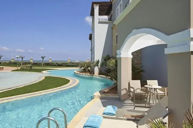 Tek Büyük Yataklı Oda (Swim Up)