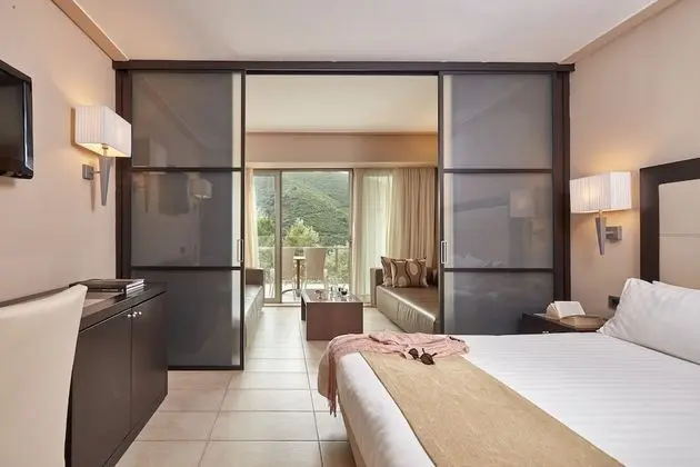 Superior Double Room Inland View