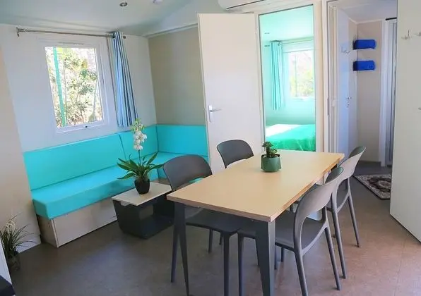 Deluxe Karavan, 2 Yatak Odası, Deniz Manzaralı