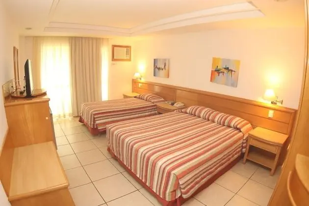 Standard Triple Room Frente Jardim