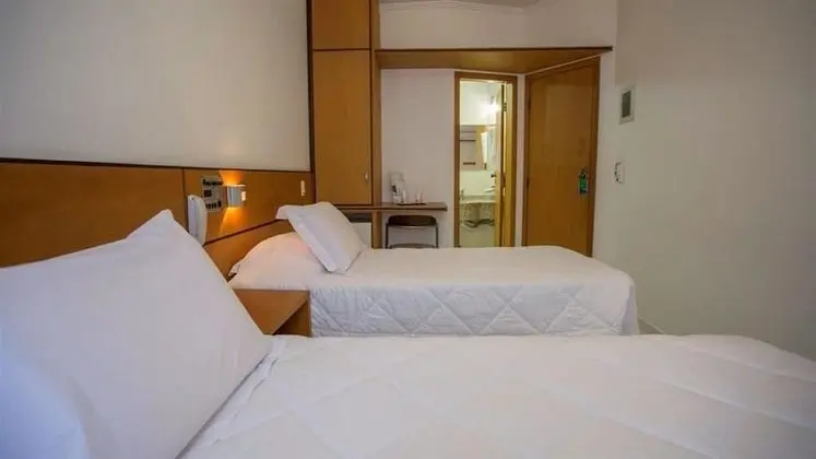 Deluxe Üç Kişilik Oda, Birden Çok Yatak