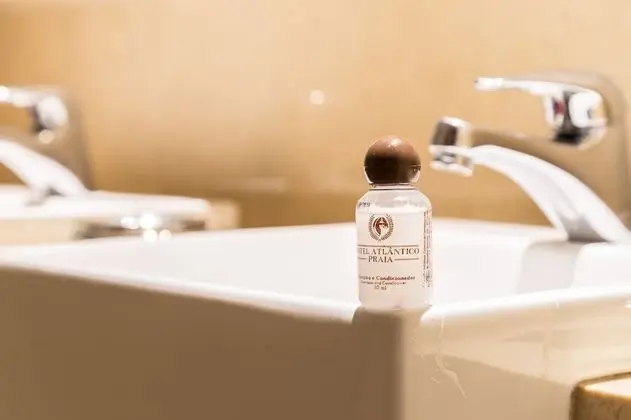 Luxury İki Ayrı Yataklı Oda