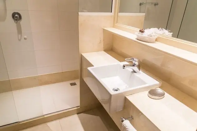 Luxury İki Ayrı Yataklı Oda