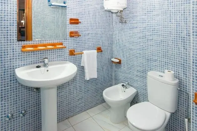 Basic Tek Büyük Yataklı Oda