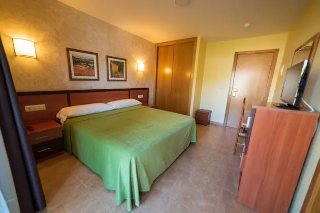 Tek Büyük Yataklı Oda, Bahçe Manzaralı