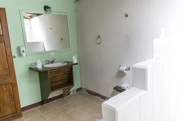 Deluxe Tek Büyük Yataklı Oda, 2 Çift Kişilik Yatak