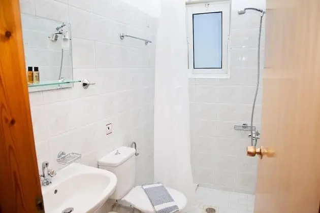 Standard Dört Kişilik Oda, Bahçe Manzaralı