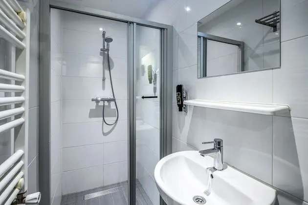 Standard Dört Kişilik Oda, Balkon