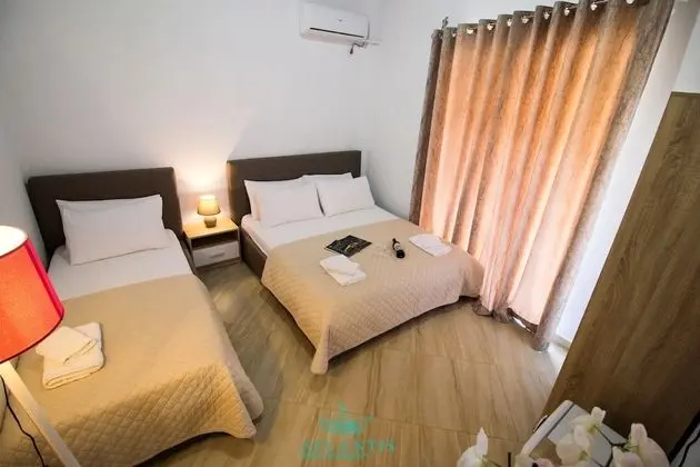 Üç Kişilik Oda, Balkon (without kitchen)