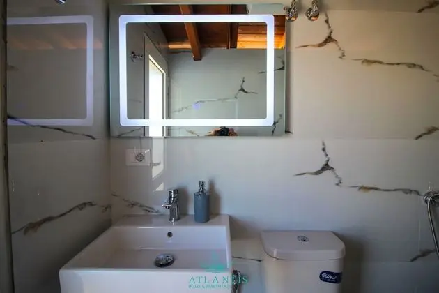 Üç Kişilik Oda, Balkon (without kitchen)