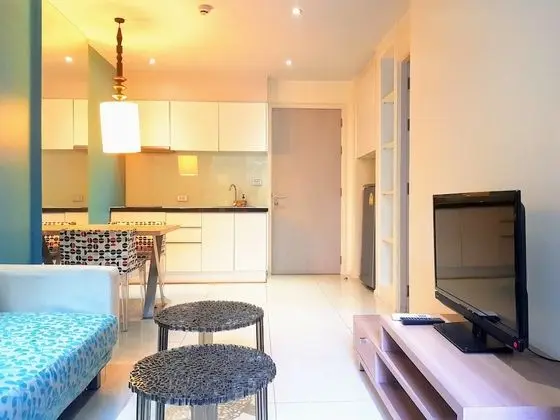 Deluxe Apart Daire, Havuz Manzaralı