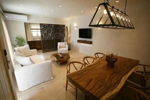 Villa (Melaina)