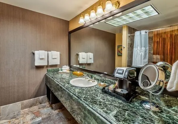 Luxury Tower, King Bed