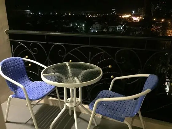 Apart Daire, Bahçe Manzaralı