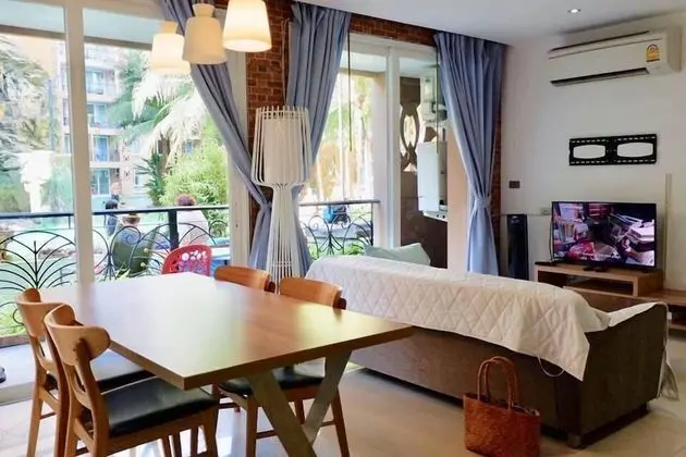 Family Daire, 2 Yatak Odası, 2 Banyolu, Havuz Kenarı