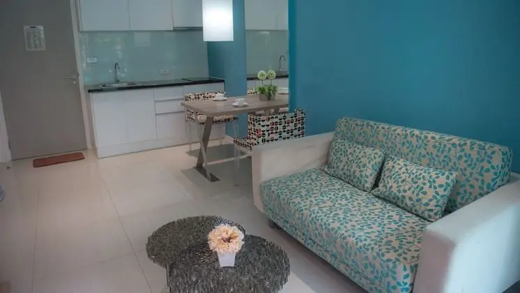 1-Bedroom Apartment with Pool Access