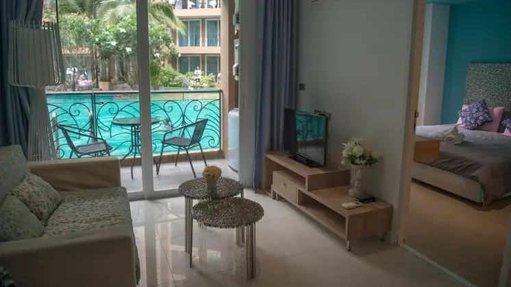 1-Bedroom Apartment with Pool Access