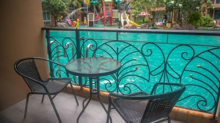 1-Bedroom Apartment with Pool Access