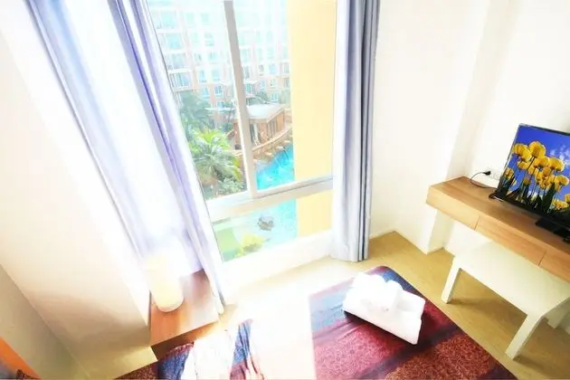 2 Bedrooms Family Suite with Kitchen, Pool View