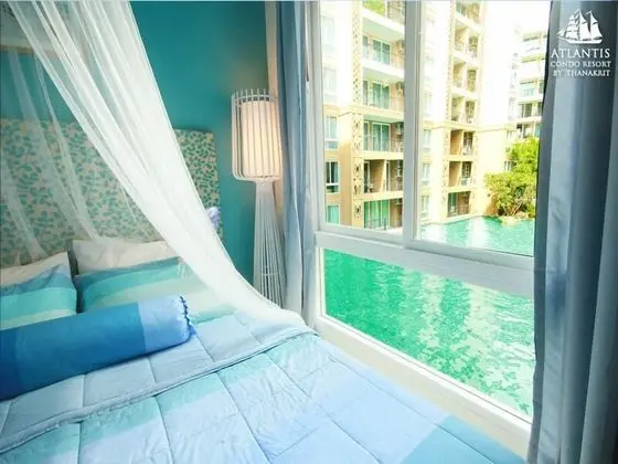 Family Suite with Sofa Bed, Pool View