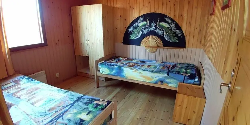 Basic Dağ Evi, Birden Çok Yatak, Sigara İçilmez