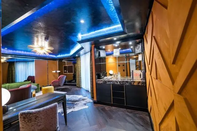 Come Play Suite with Balcony