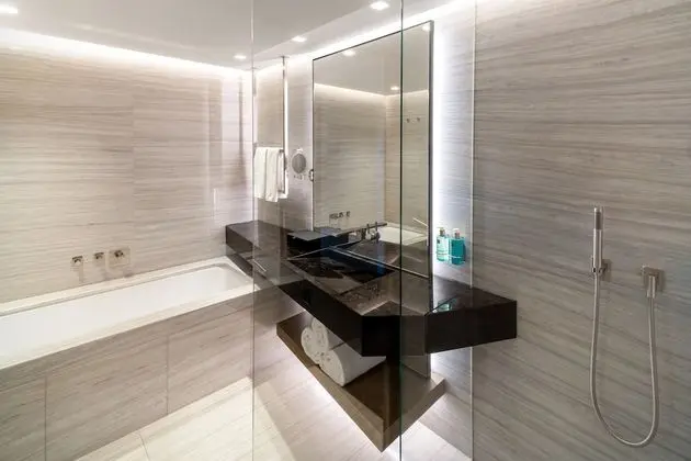 Luxe Suite with Balcony