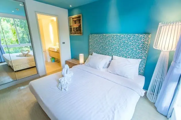 Deluxe Double Room with Street View
