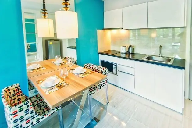 Deluxe Double Room with Street View