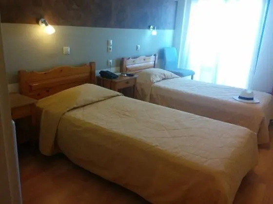Tek Kişilik Oda, Balkon, Kısmi Deniz Manzaralı