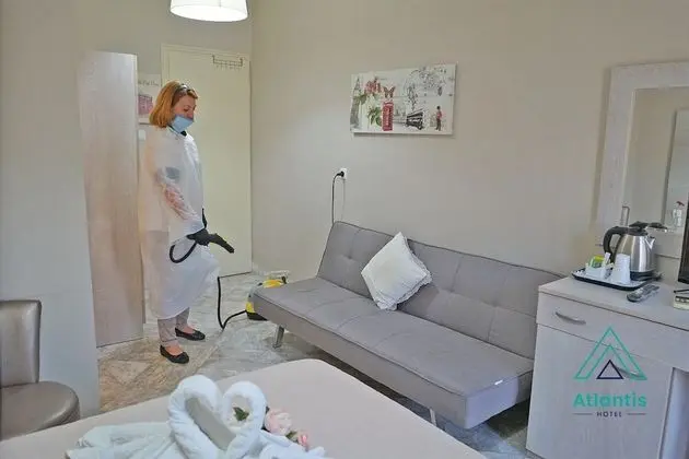Superior Tek Büyük veya İki Ayrı Yataklı Oda