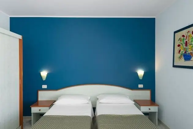 Standard Tek Büyük veya İki Ayrı Yataklı Oda