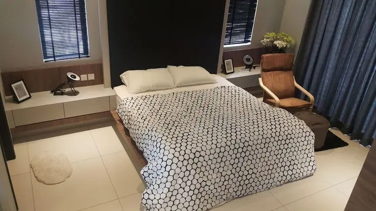 Bungalov, 6 Yatak Odası