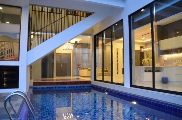 Bungalov, 6 Yatak Odası
