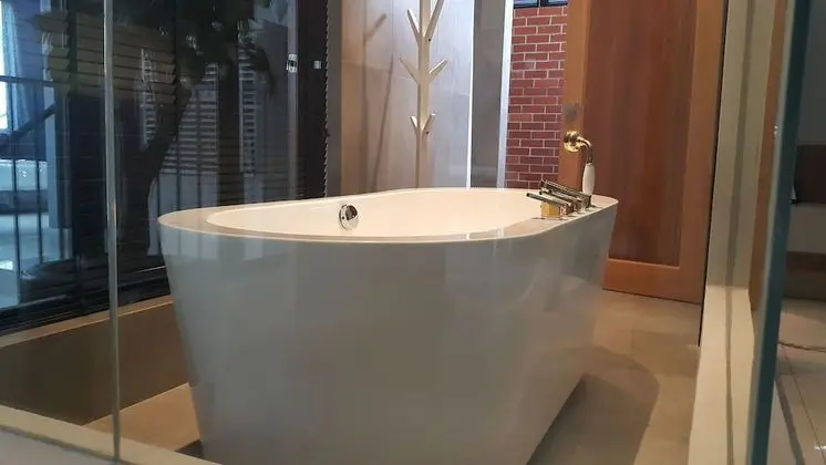 Bungalov, 6 Yatak Odası
